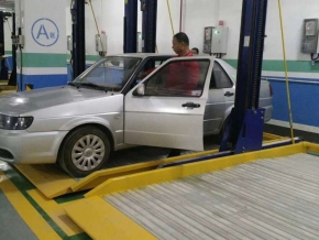 電機(jī)鏈條式簡(jiǎn)易升降